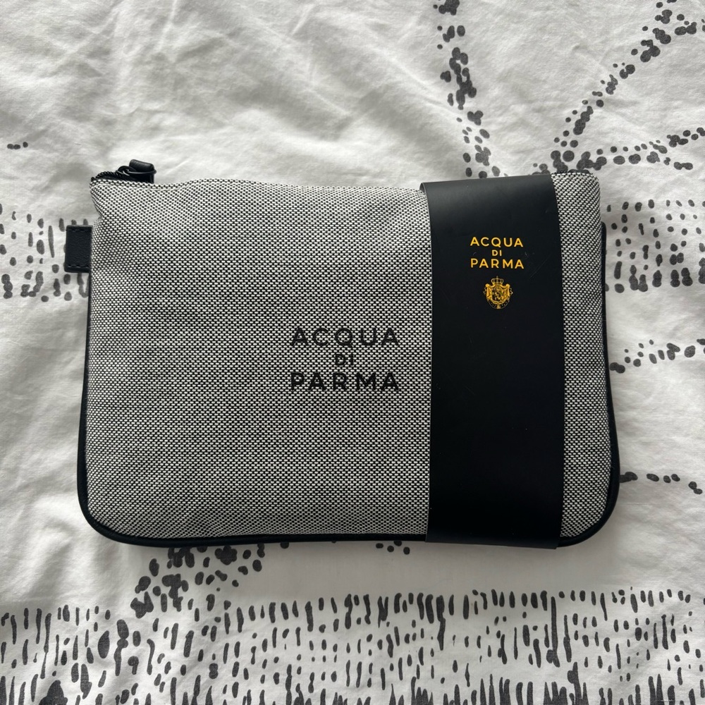 NEW ACQUA DI PARMA TRAVEL ESSENTIALS KIT
